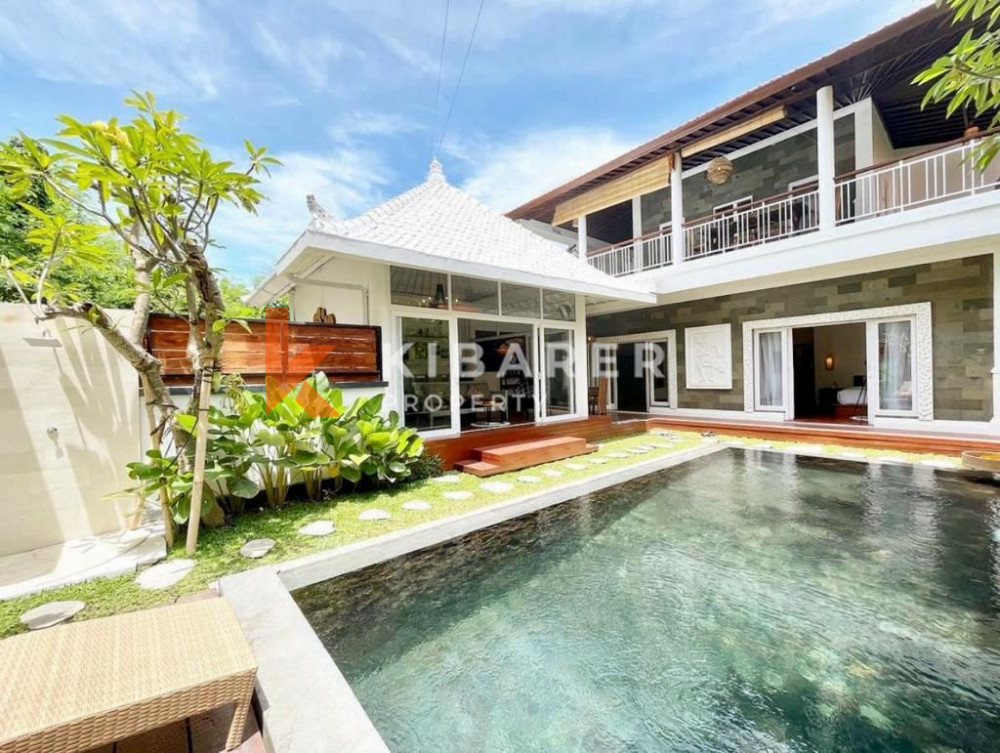 Magnifique villa de trois chambres à distance de marche de la plage de Canggu