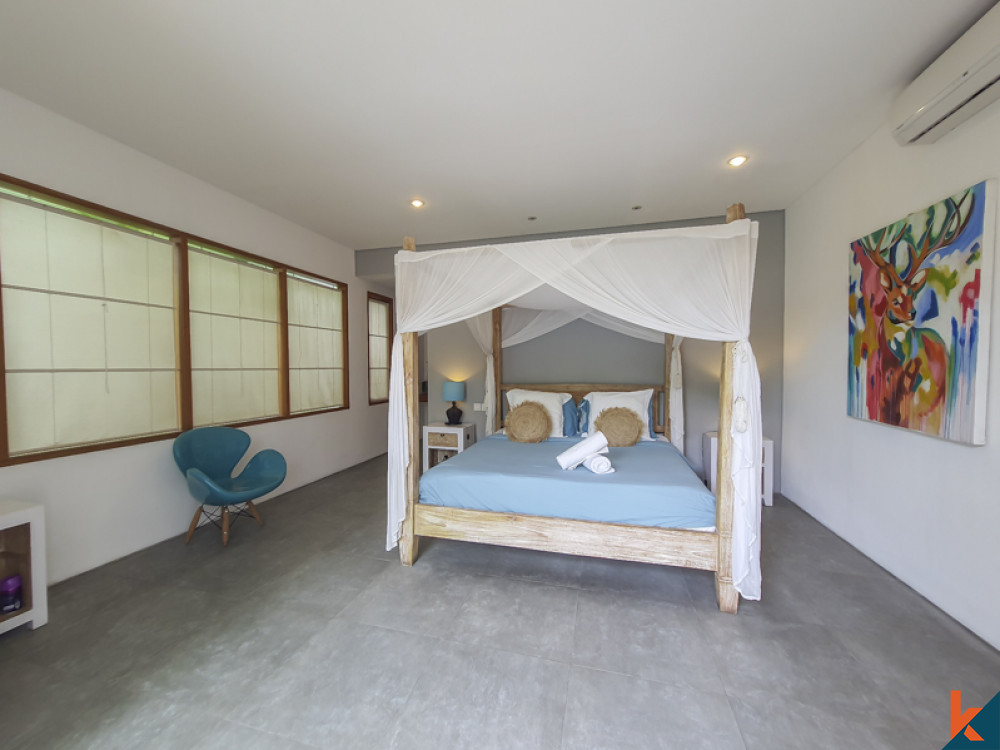 Vila ROI Empat Kamar Tidur di Seminyak Tengah