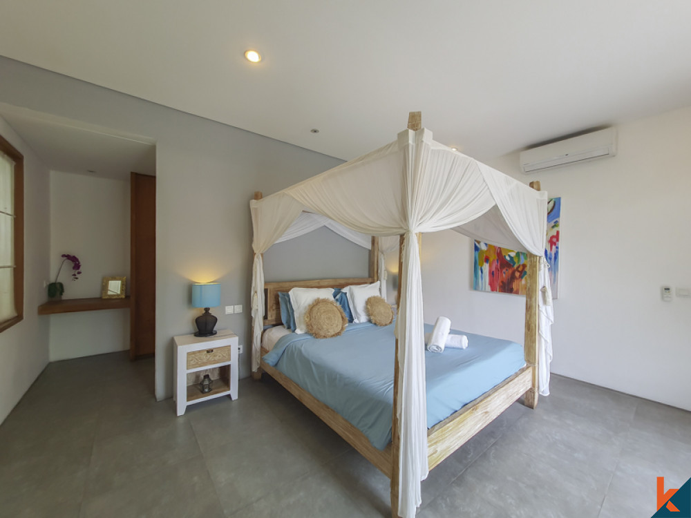 Vila ROI Empat Kamar Tidur di Seminyak Tengah