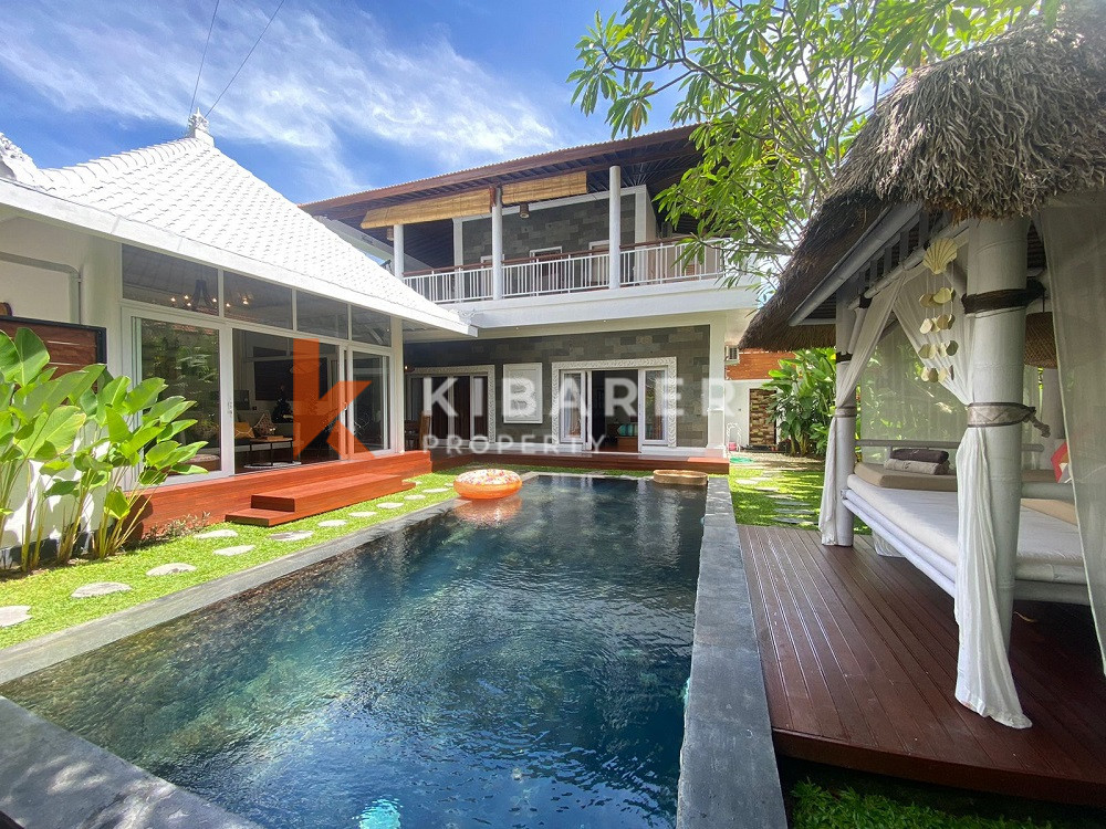 Magnifique villa de trois chambres à distance de marche de la plage de Canggu