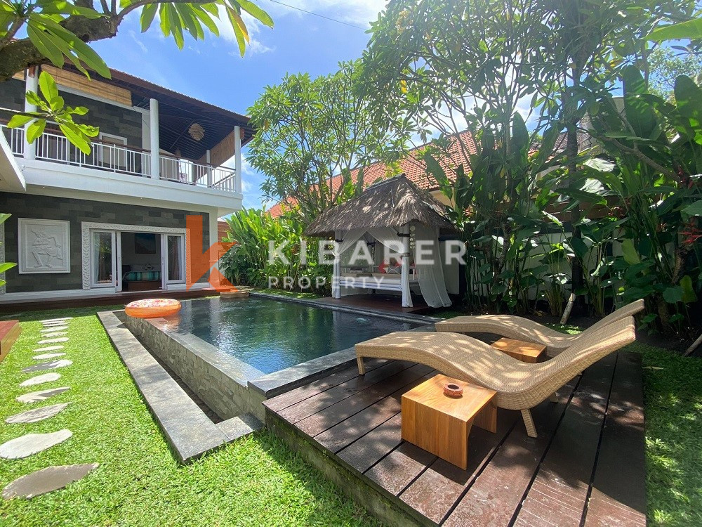 Gorgeous Three Bedroom Villa walking distance to Canggu Beach ( Available 4th April )