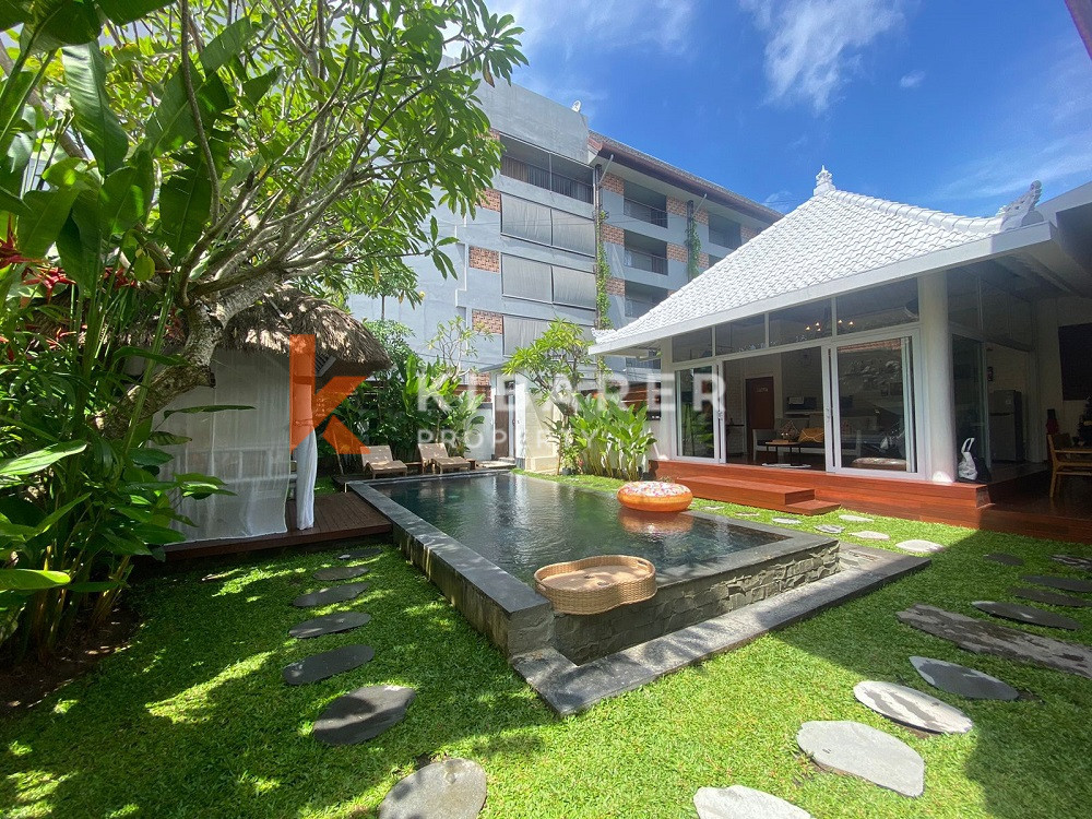 Magnifique villa de trois chambres à distance de marche de la plage de Canggu