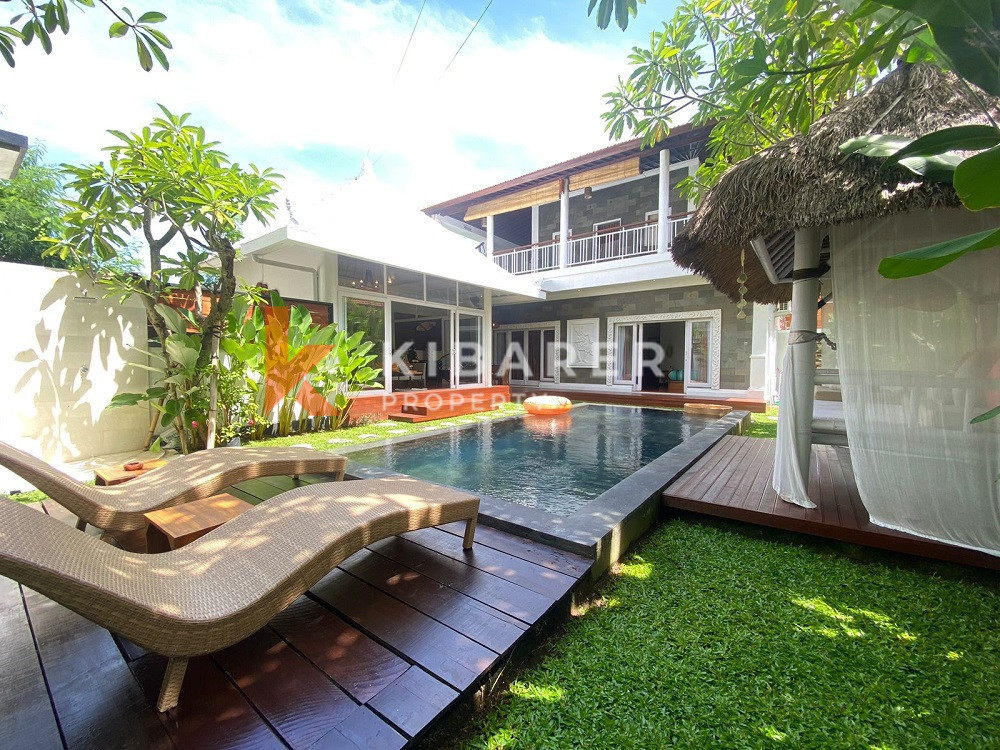 Magnifique villa de trois chambres à distance de marche de la plage de Canggu