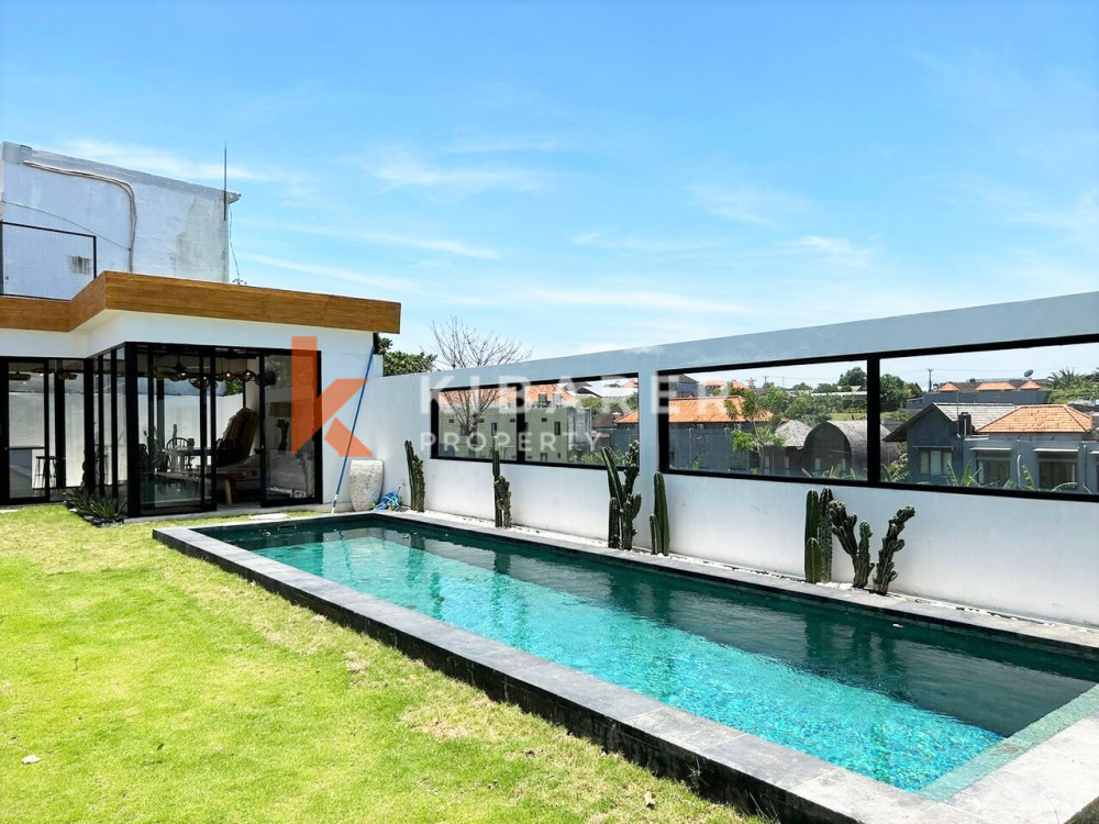 Luxurious Five Bedrooms Freehold Villa for Sale in Canggu