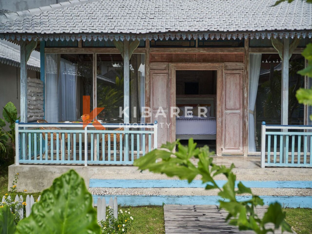 Stylish One Bedroom Complex Villa Shared Pool Located in Batu Belig