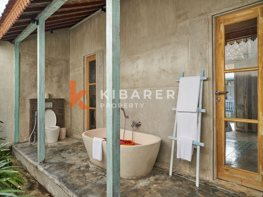 Stylish One Bedroom Complex Villa Shared Pool Located in Batu Belig