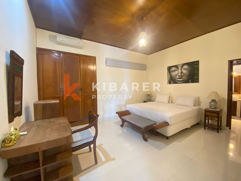 Homey Three Bedroom Villa with rice field view in Canggu