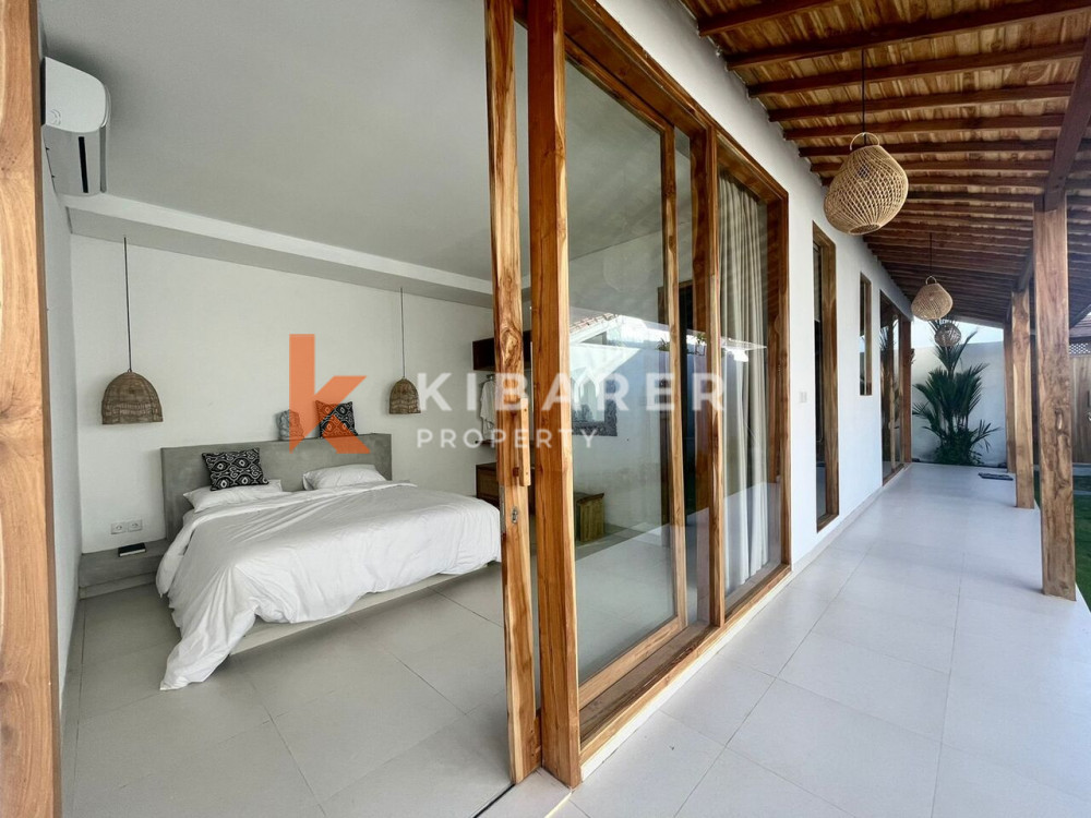 Superbe villa de deux chambres avec salon fermé idéalement située à Seseh