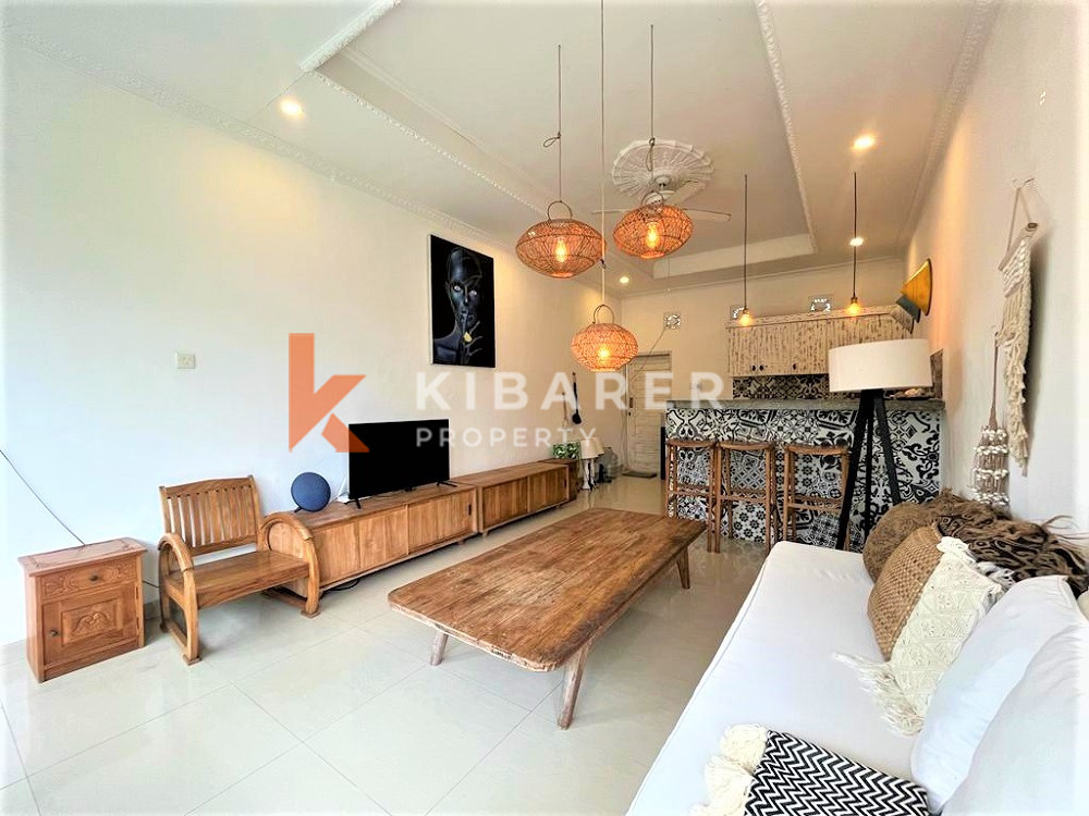 VILLA OPEN LIVING DUA KAMAR YANG INDAH DI LOKASI PRIME BATU BELIG