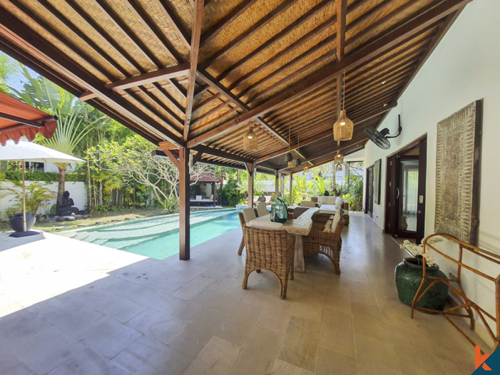 Villa mixte traditionnelle et moderne avec bon retour sur investissement à vendre à Berawa