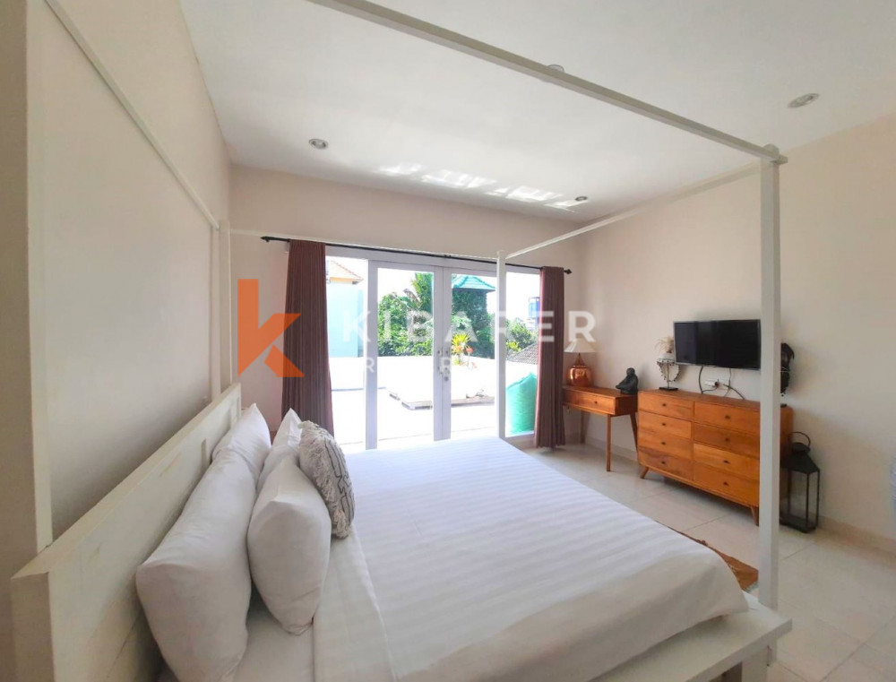 Two Bedroom Closed Living Boutique Villa in a Prime Seminyak