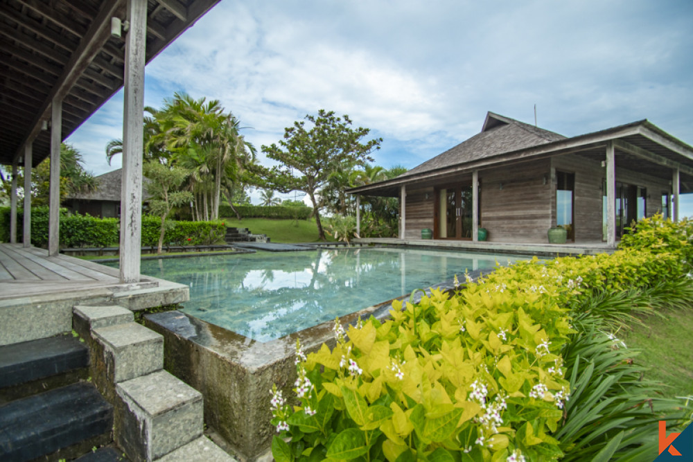 Luxury Hideaway Beachfront Villa for Sale in Tabanan