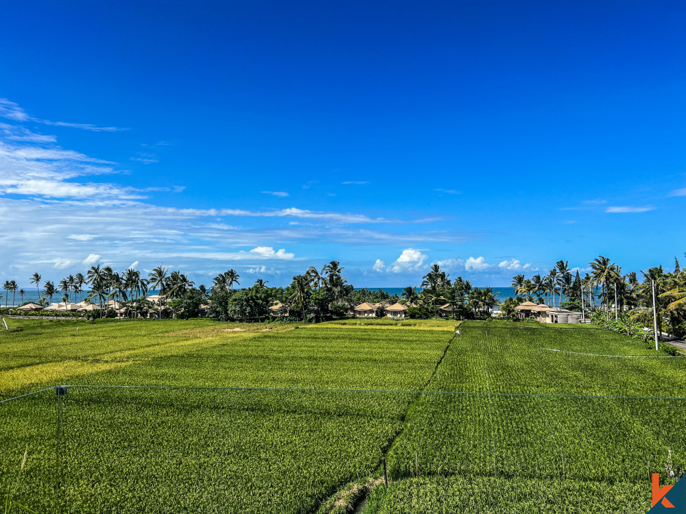 Vila 2 Tingkat Modern Menakjubkan - Sawah, Laut, Pemandangan Matahari Terbenam 2 Menit Jalan Kaki ke Pantai