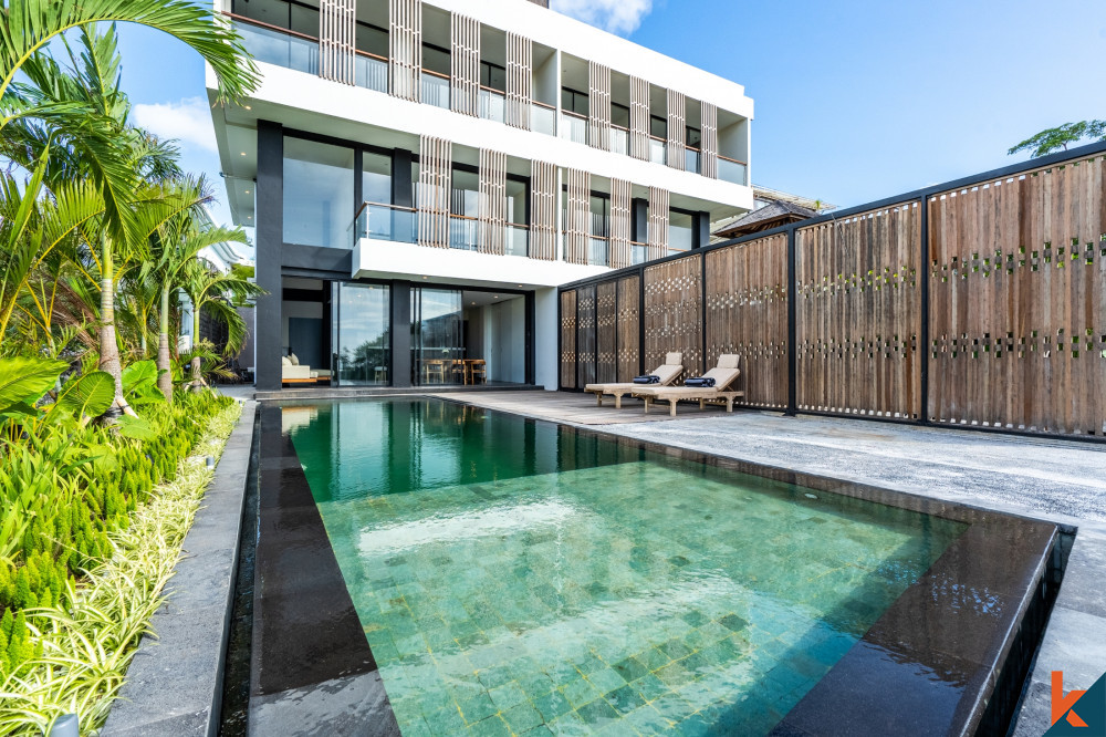 Transformable Duplex Villa dengan Pemandangan Laut Panoramik di Jimbaran Dijual