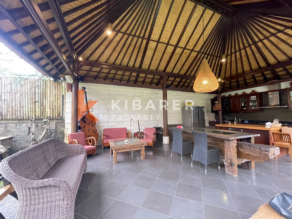 Beautiful Four Bedroom Guest House located in Denpasar ( minimum 2 years rental )