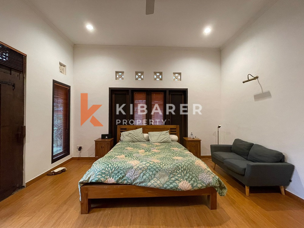 Beautiful Four Bedroom Guest House located in Denpasar ( minimum 2 years rental )