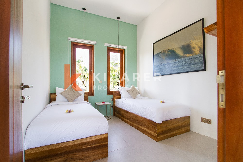 Menakjubkan Baru Empat Kamar Tidur Tertutup Villa Pemandangan Laut Di Cemagi