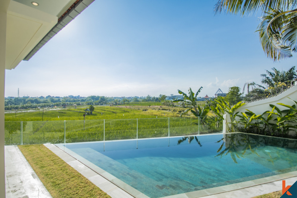 Vila Pemandangan Sawah yang Menakjubkan Dekat Canggu