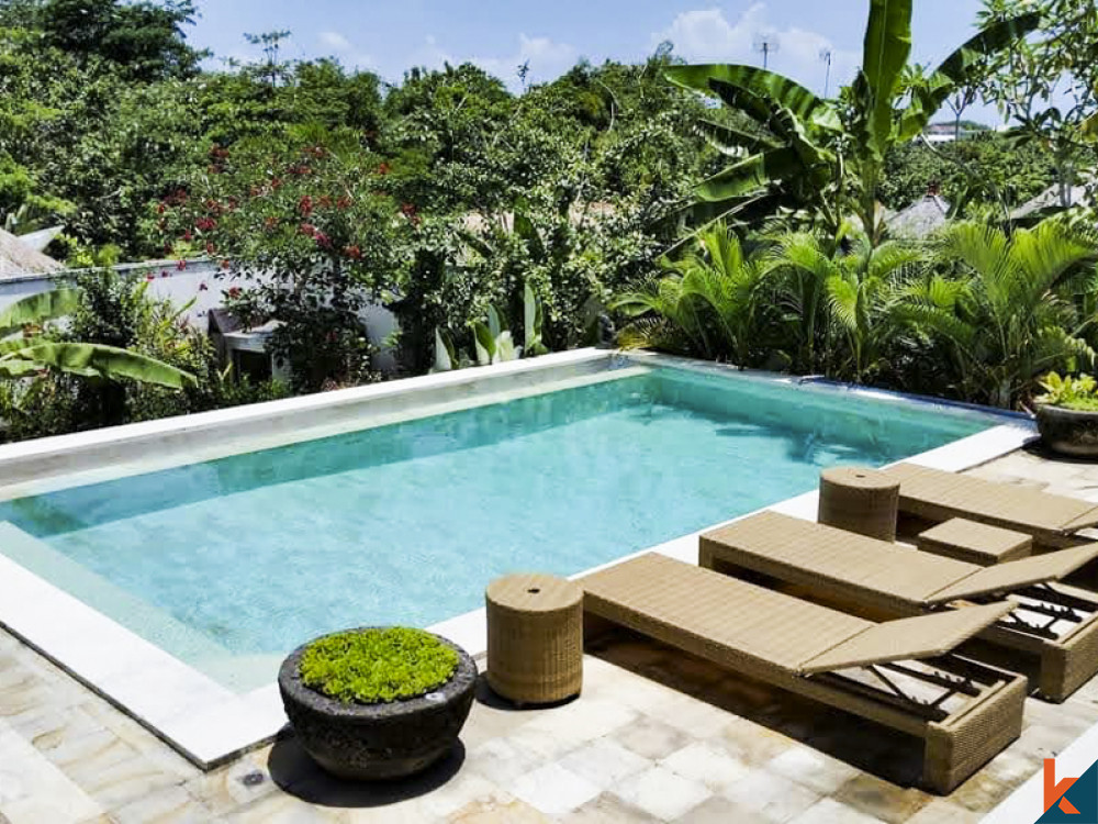 Villa moderne de style tropical avec vue imprenable à Ungasan