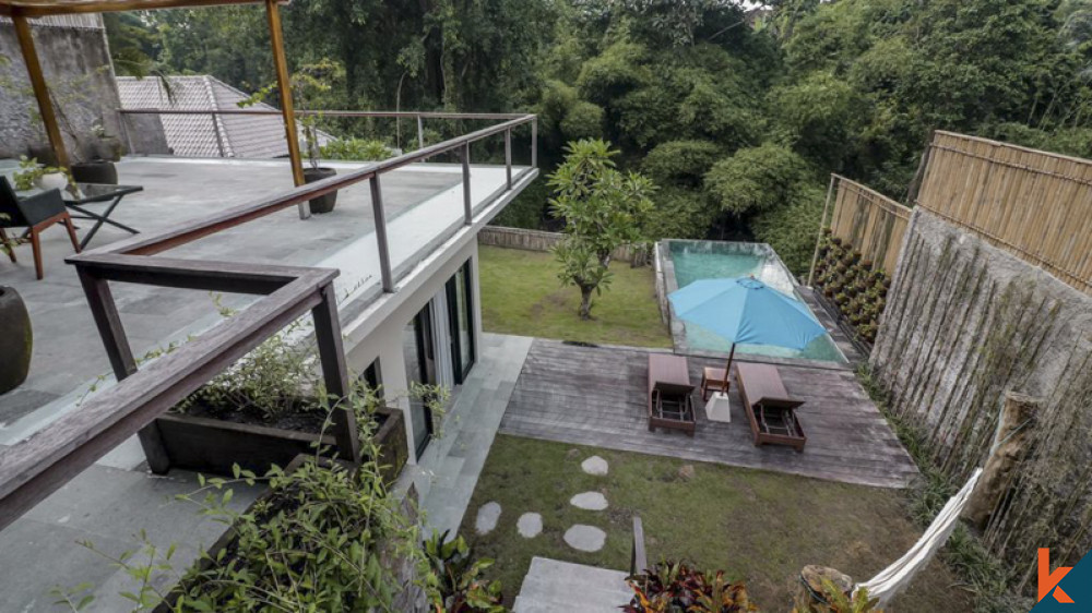 Modern Three Bedrooms Villa with Jungle View for Lease