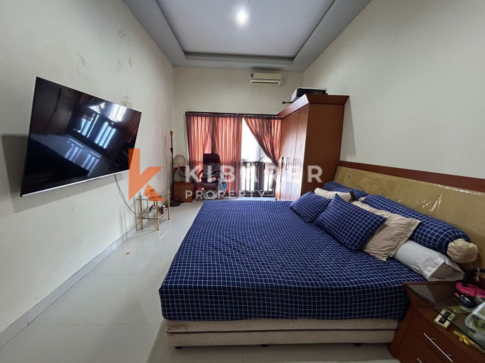Beautiful Three Bedroom Enclosed Living Room Semi Villa Situated in Kuta