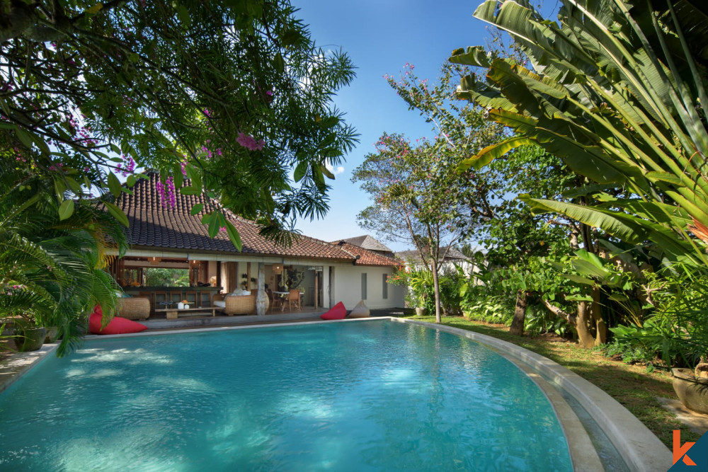 Charming Traditional Style Villa on Spacious Land in Umalas for Sale