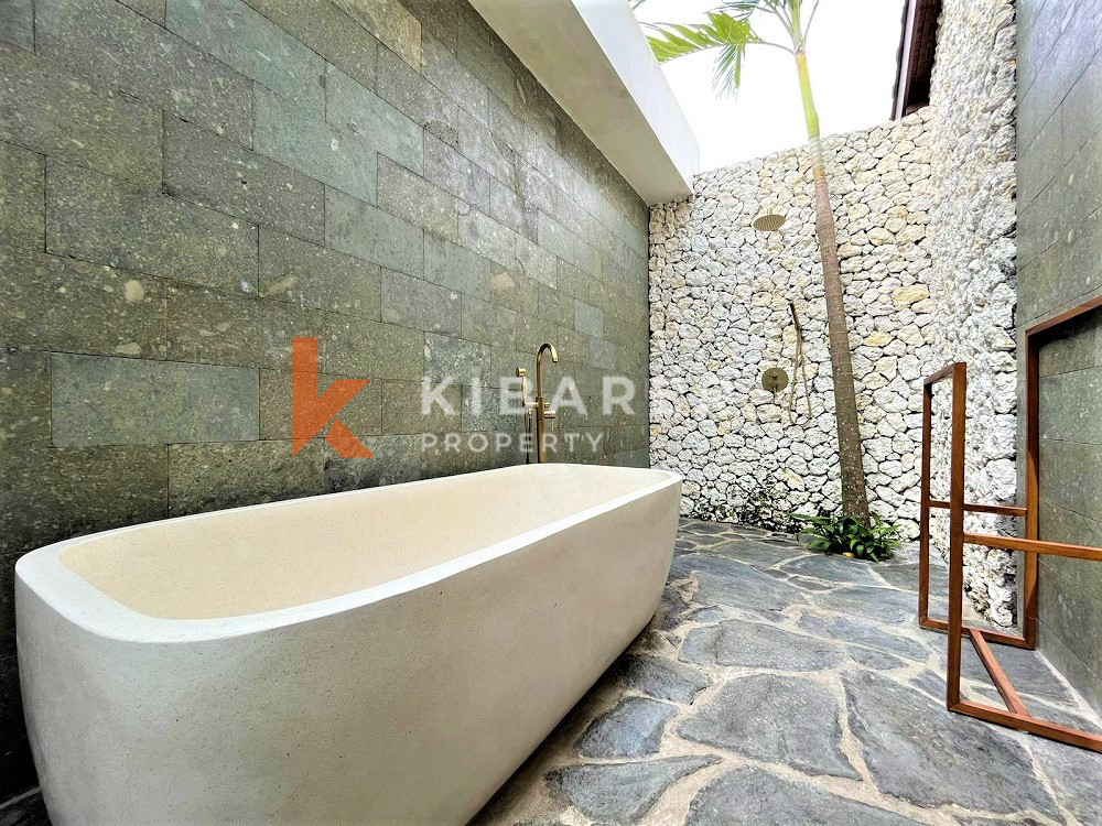 Chick Two Bedrooms Closed Living Villa Located In Canggu