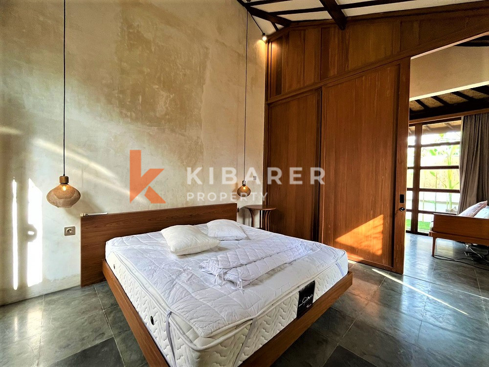 Chick Two Bedrooms Closed Living Villa Located In Canggu