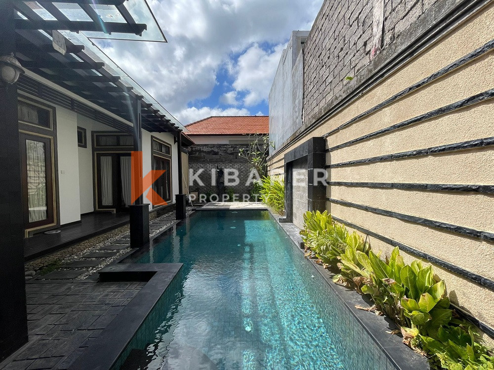 Cozy Two Bedroom Villa located in quiet Kerobokan area ( minimum 2 years contract )