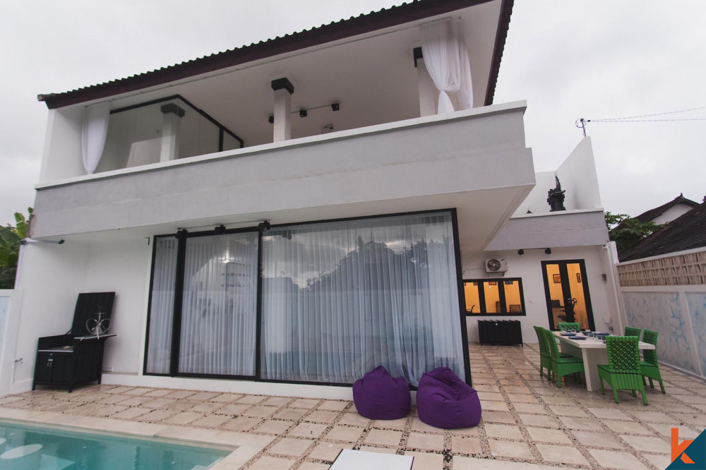 Luxurious Five Bedrooms Freehold Villa for Sale in Canggu