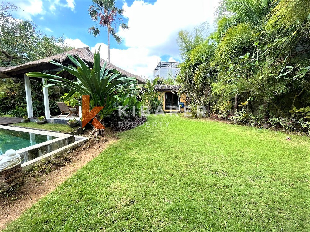 Près de la plage Belle villa de quatre chambres située à Berawa