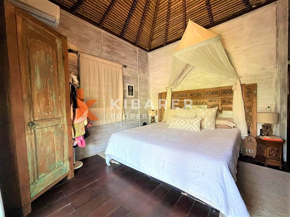 Near The Beach Beautiful Four Bedroom villa Terletak Di Berawa