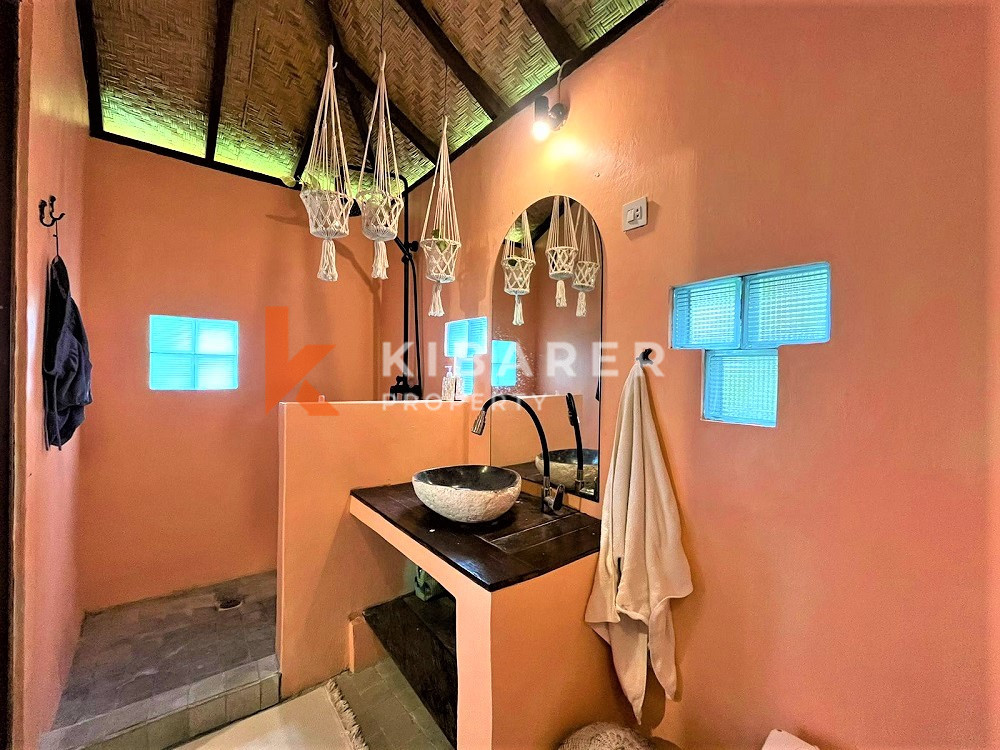 Near The Beach Beautiful Four Bedroom villa Terletak Di Berawa