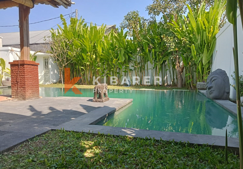 Beautiful Two Bedroom Joglo Villa With Open Living Situated in Tumbak Bayuh