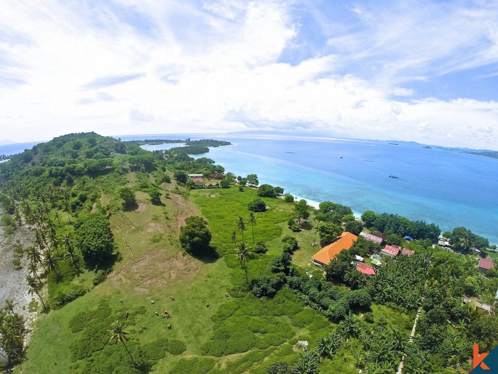 (H6) Freehold Land in Gili Gede Picturesque Locale for Sale