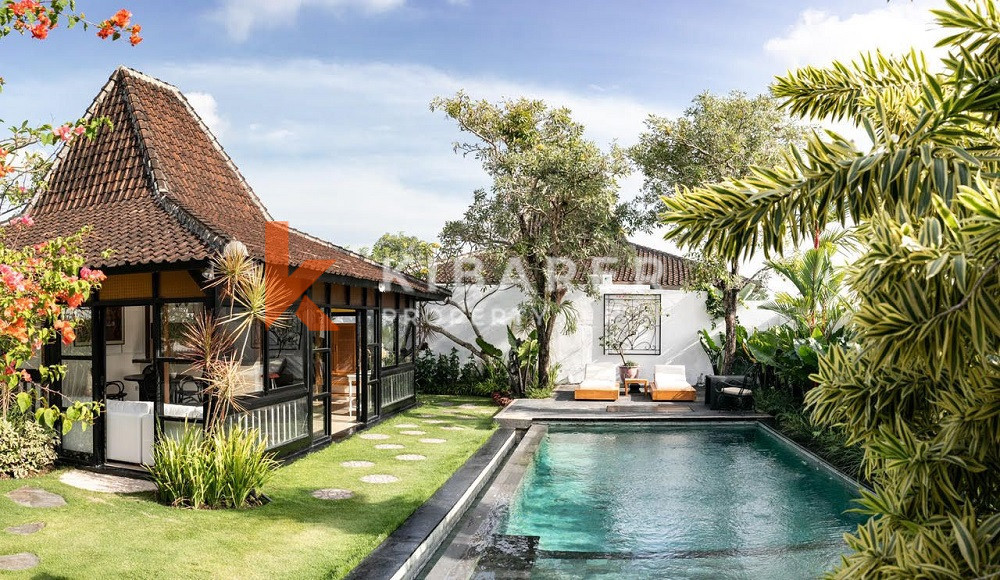 Belle villa de quatre chambres de style proche à Berawa Canggu