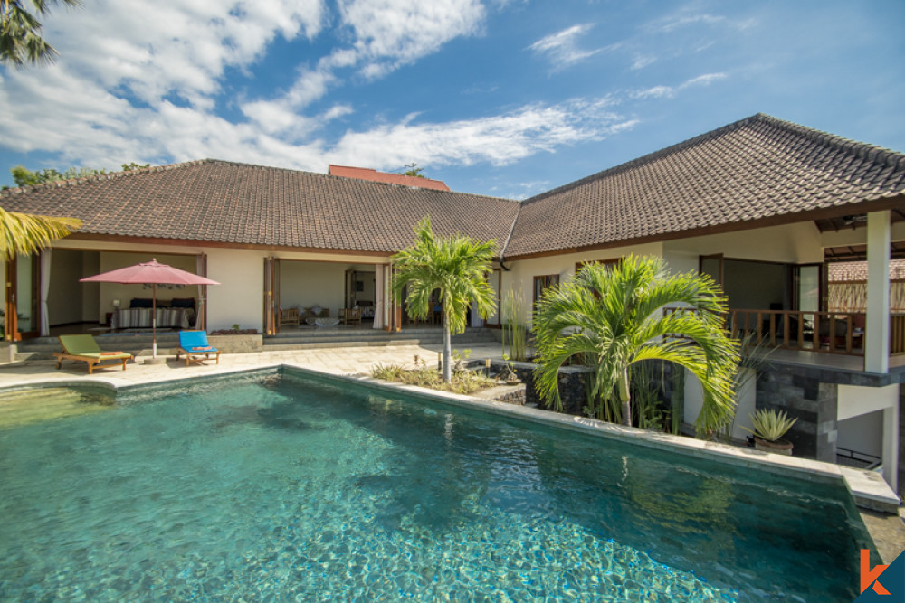 Freehold Villa with Amazing Ocean View in Buleleng