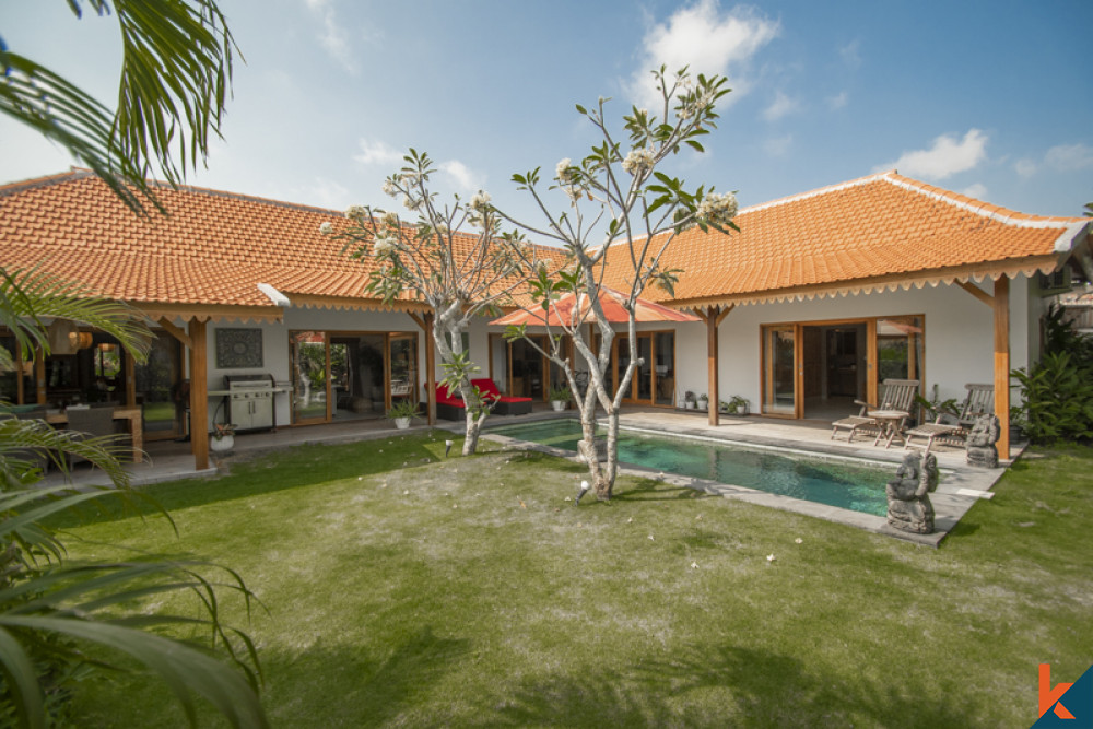 New Chic Three Bedroom Villa in Babakan