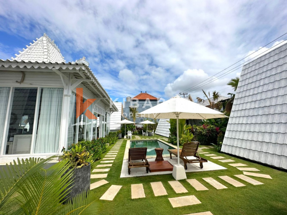 Villa Joglo Moderne de Six Chambres à Couper le Souffle Située à Tumbak Bayuh