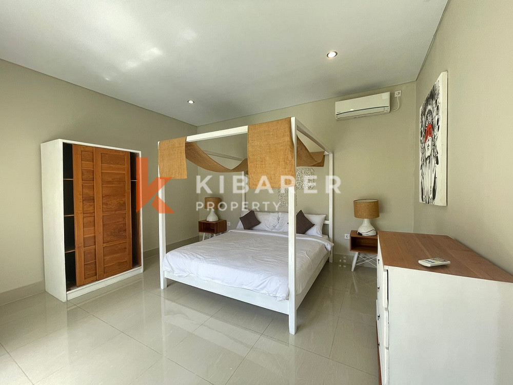 Villa Indah dengan 3 kamar tidur di Umalas