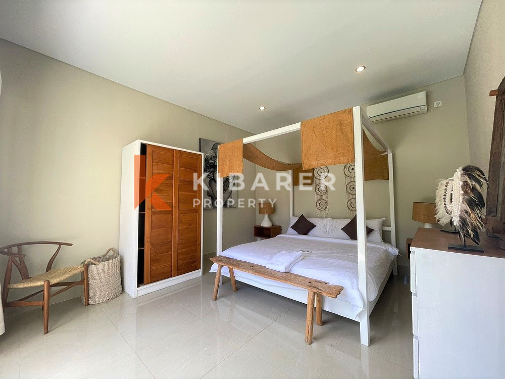Villa Indah dengan 3 kamar tidur di Umalas