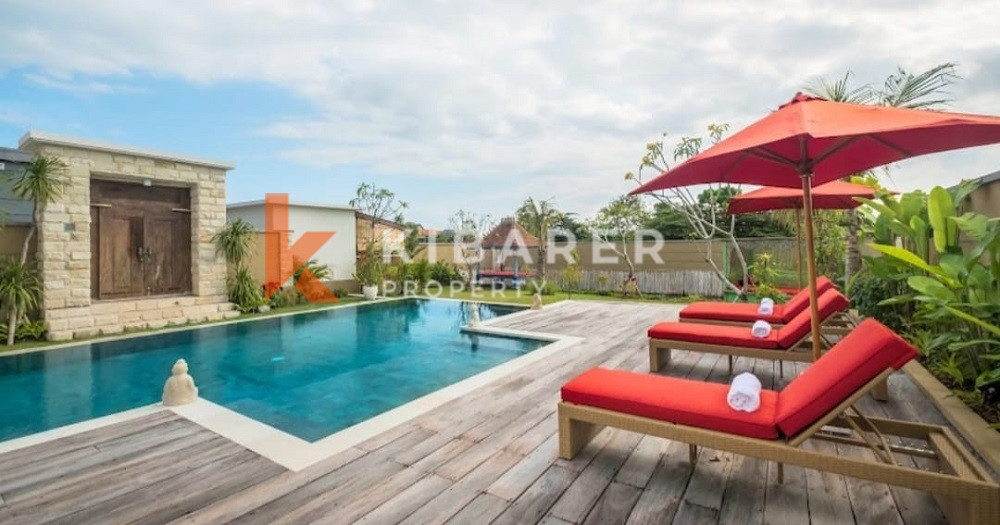 Stunning Three Bedroom Villa walking distance to Canggu Beach