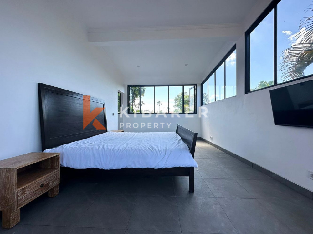 Awesome Newly Renovated Enclosed Five Bedrooms Villa in Umalas