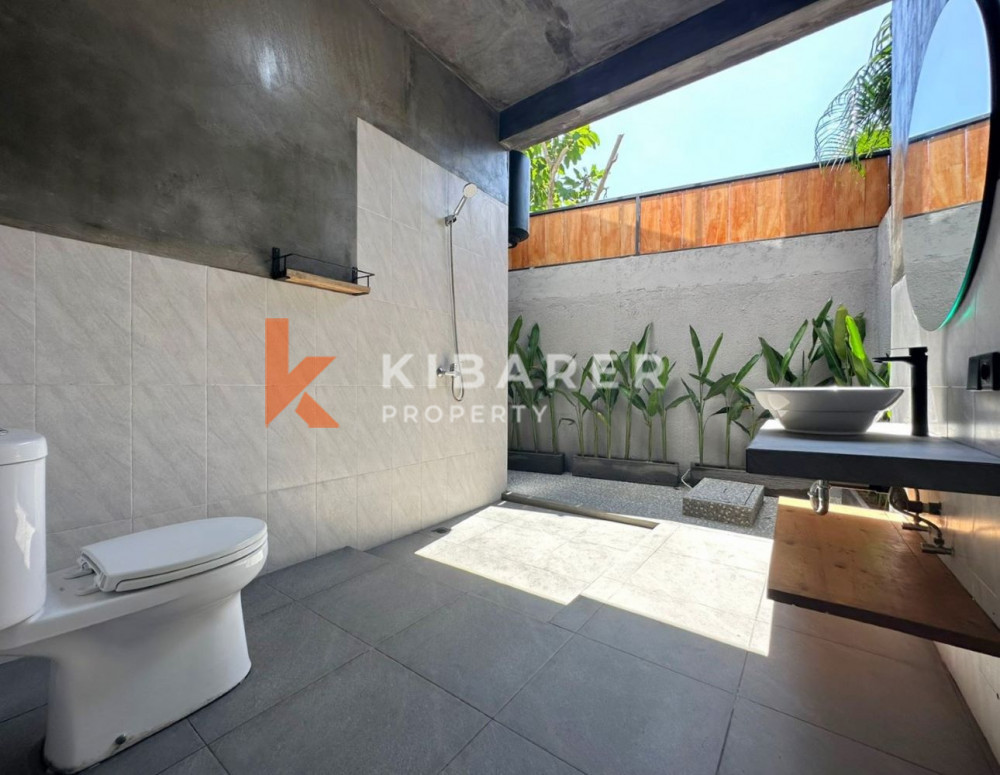 Awesome Newly Renovated Enclosed Five Bedrooms Villa in Umalas