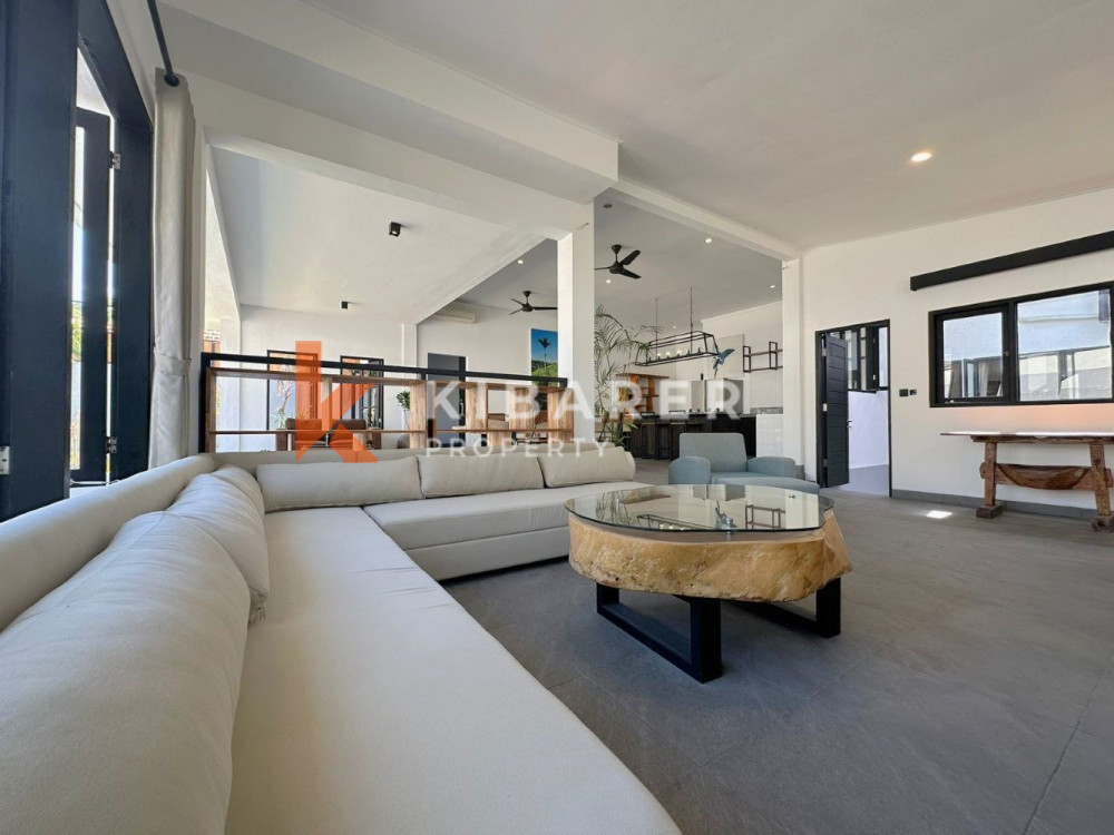 Awesome Newly Renovated Enclosed Five Bedrooms Villa in Umalas