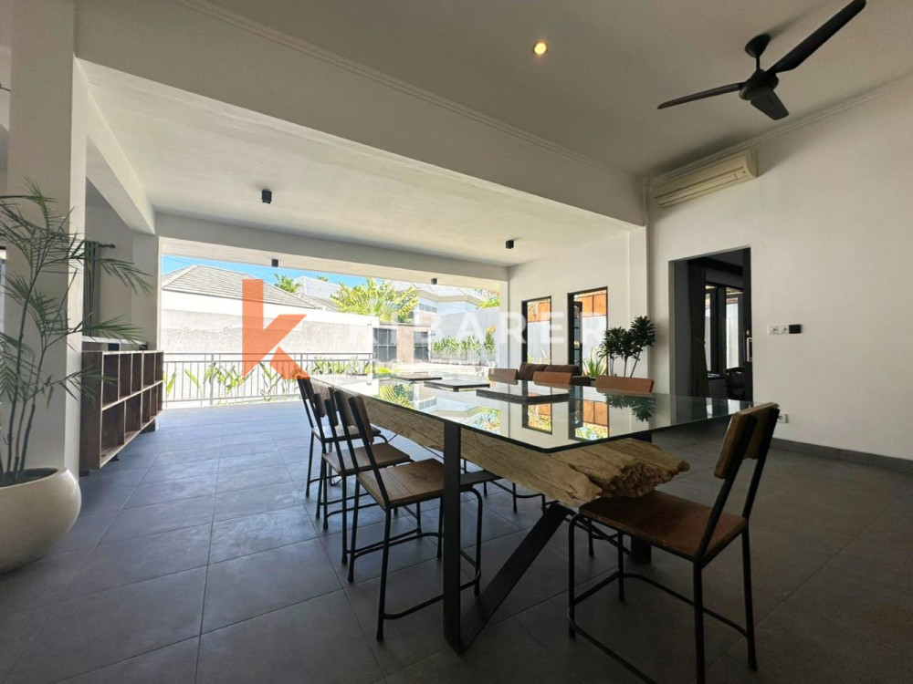 Awesome Newly Renovated Enclosed Five Bedrooms Villa in Umalas