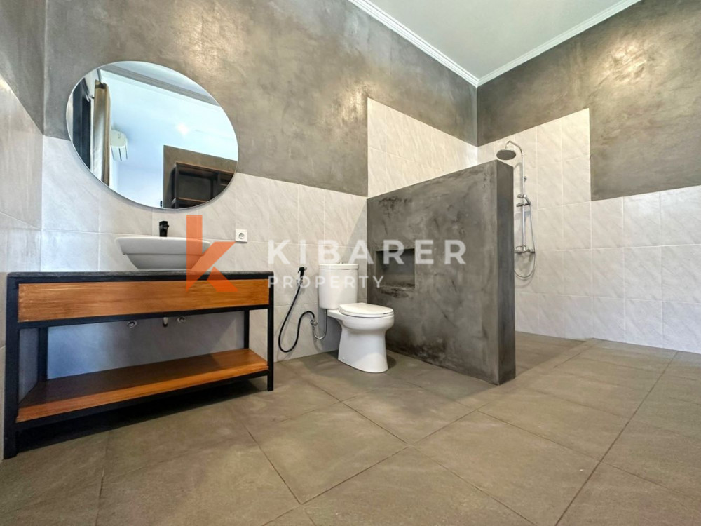 Awesome Newly Renovated Enclosed Five Bedrooms Villa in Umalas