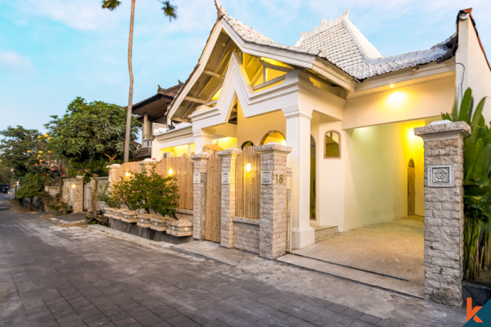 Modern Freehold Villa unique à vendre à Kerobokan