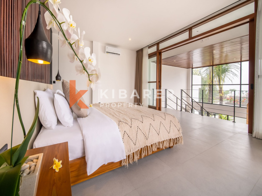 Luxury Three Bedroom Enclosed Living Villa Set in Pererenan