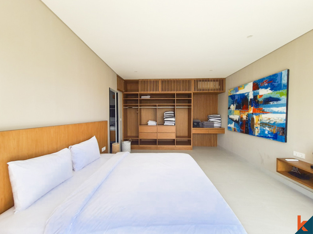 Villa Empat Kamar Tidur Baru yang Modern Dengan Pemandangan Laut
